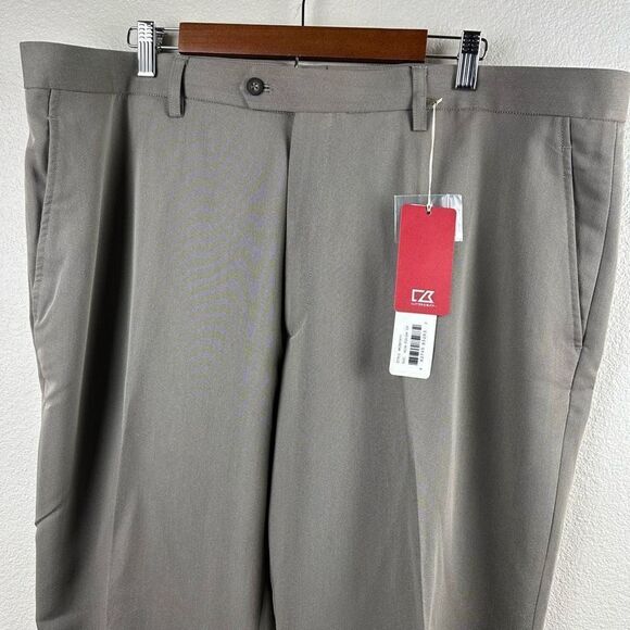 Cutter & Buck Men's Size 42x34 Golf Pants Neutral Oyster Taupe Pleat Front New - Picture 3 of 16